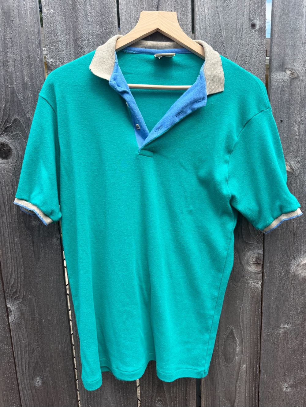 Men's Vintage Turquoise Green Polo Shirt with Contrast Collar